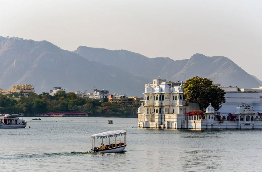 Paseo en barca por el lago Pichola