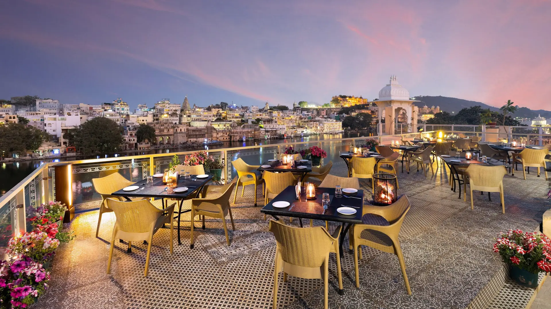 Mejores Hoteles de Lujo en India para Viajeros Españoles