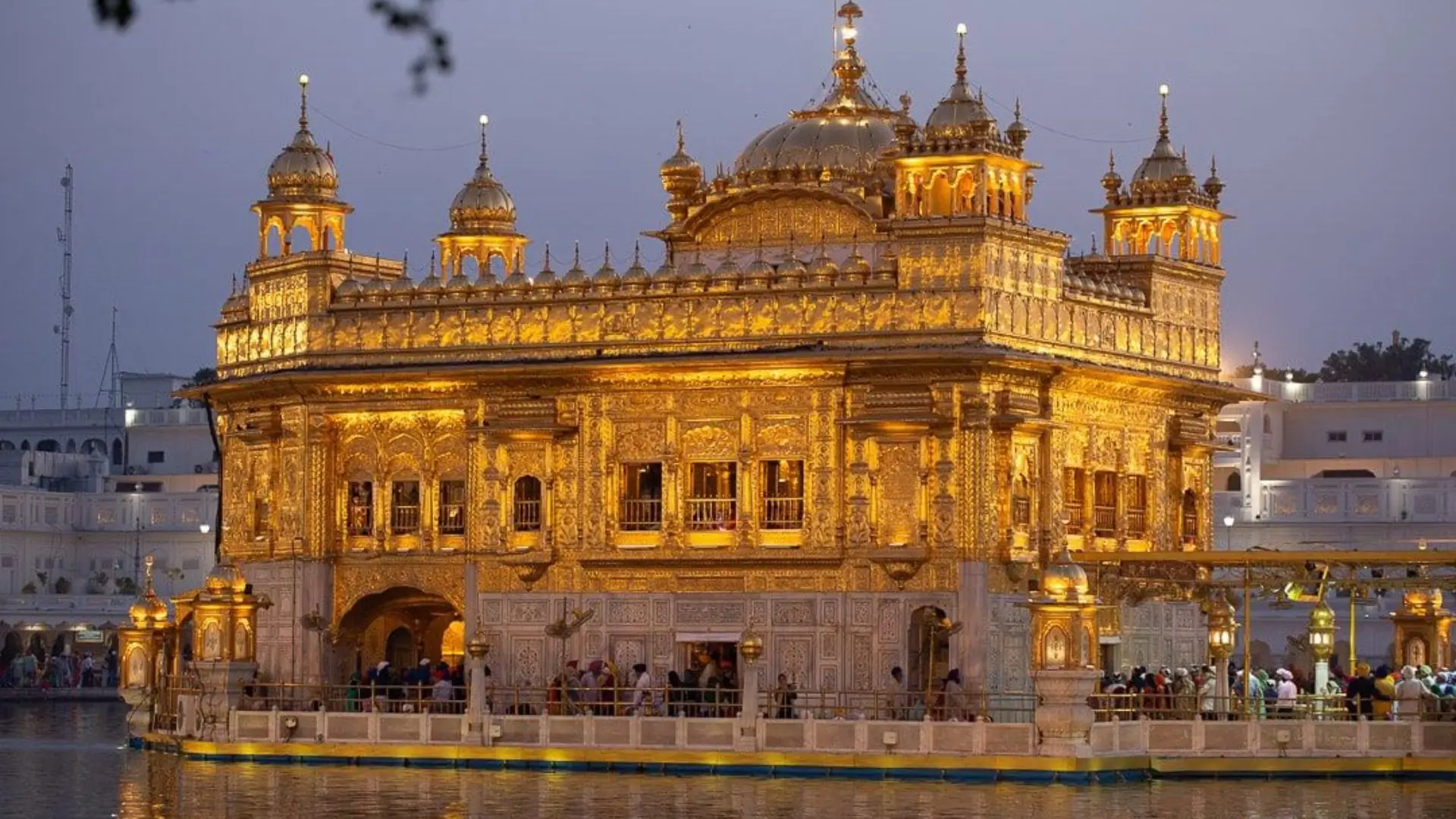 Templo Dorado de Amritsar desde Delhi con guía en español | Guía completa